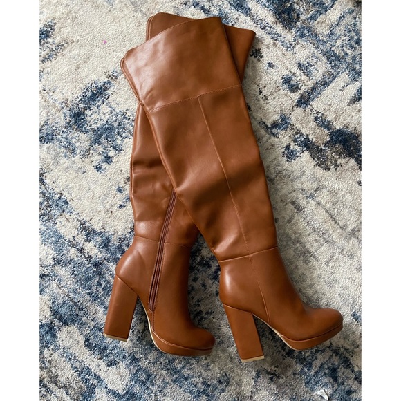 SHOE DAZZLE - NWOT- Cognac Knee High Boots - Picture 2 of 3